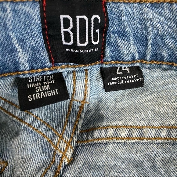 🎈BDG  distressed stretched jeans for women size 24 in blue - Picture 5 of 6